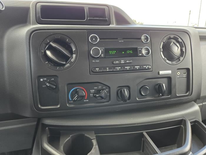 2019 Ford E-450 Base