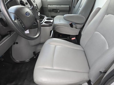 2019 Ford E-450 Base