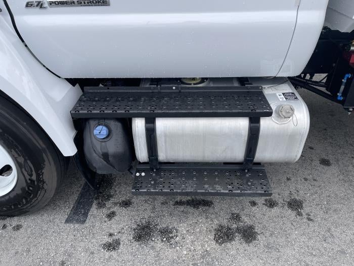2027 Ford F-750 Preferred