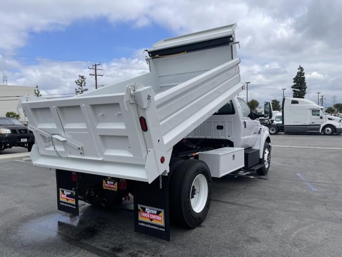 2027 Ford F-750 Preferred