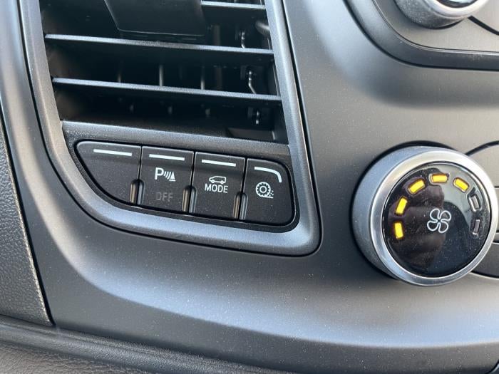 2025 Ford Transit-250 XL