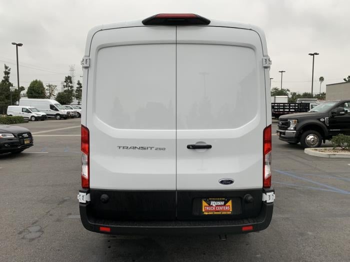 2025 Ford Transit-250 XL