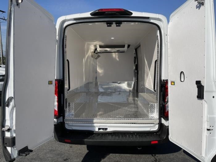 2025 Ford Transit-250 XL