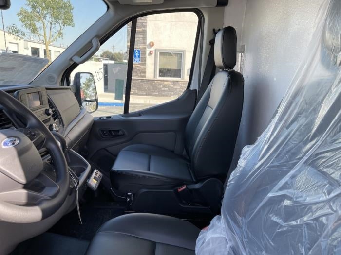 2025 Ford Transit-250 XL