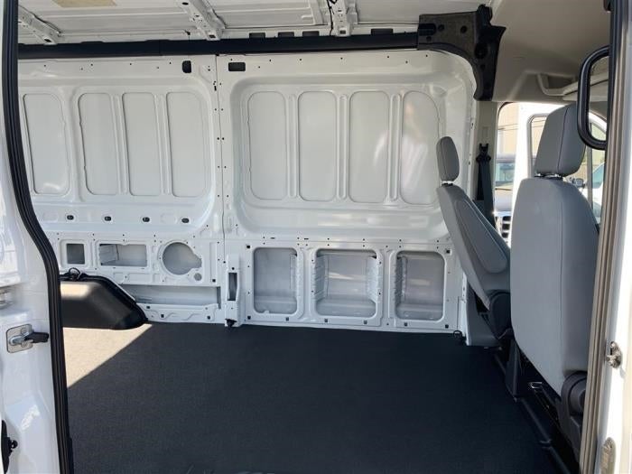 2025 Ford Transit-250 XL