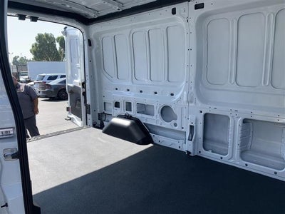 2025 Ford Transit-250 XL