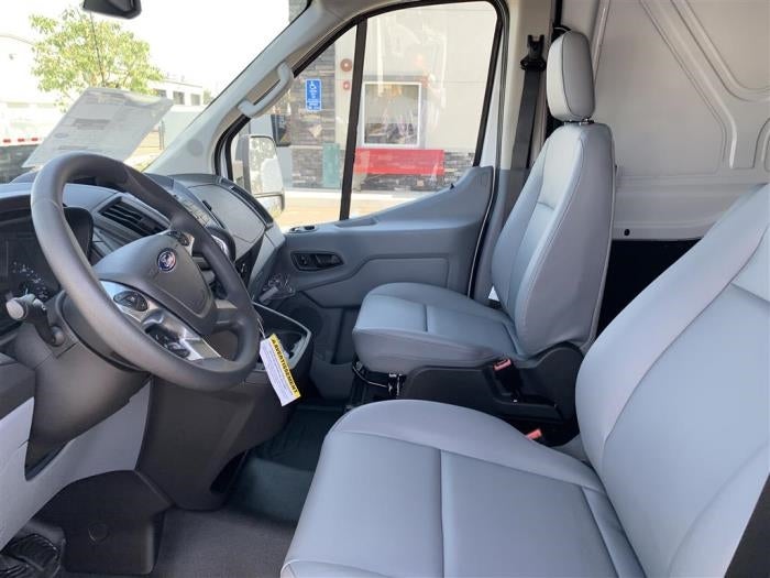 2025 Ford Transit-250 XL