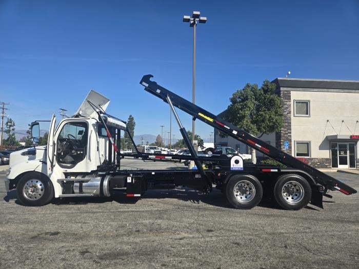 2023 Freightliner Business Class M2 112 Base