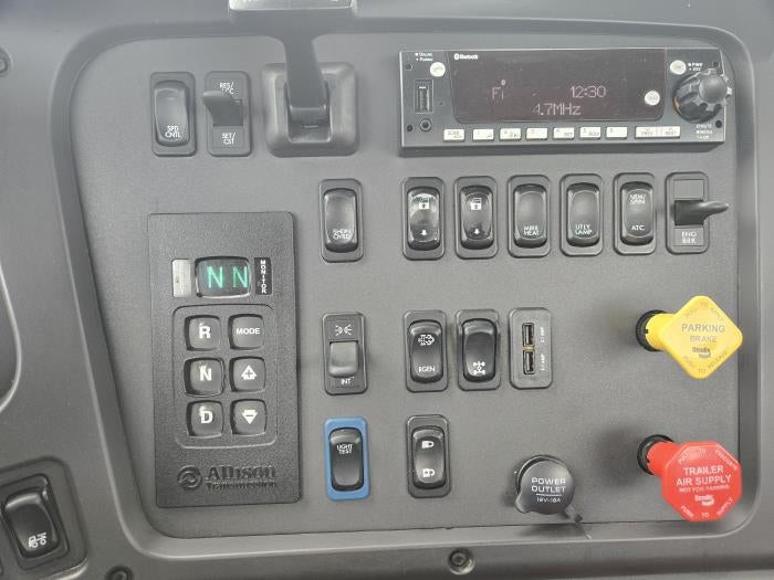 2023 Freightliner Business Class M2 112 Base