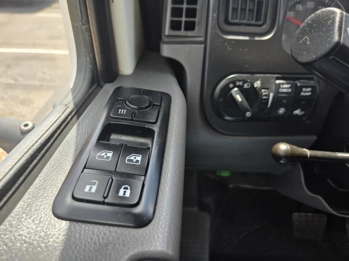 2019 International MV607 Base