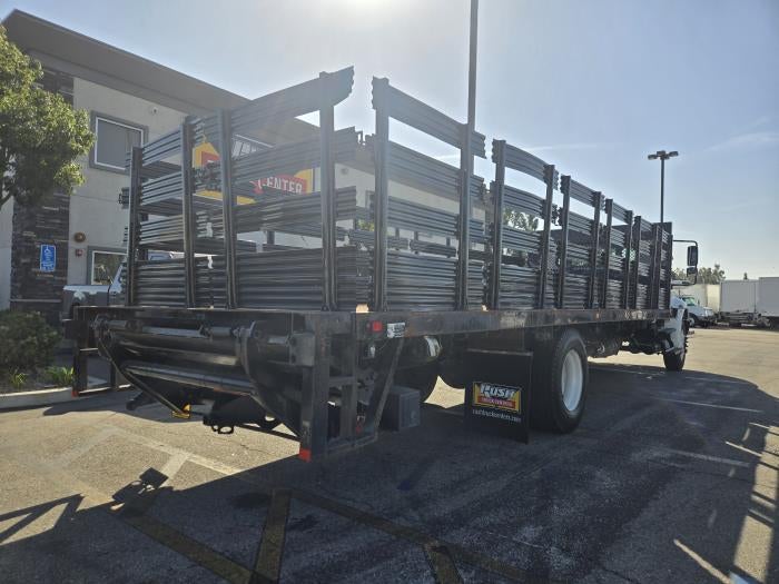 2019 International 4300 Base