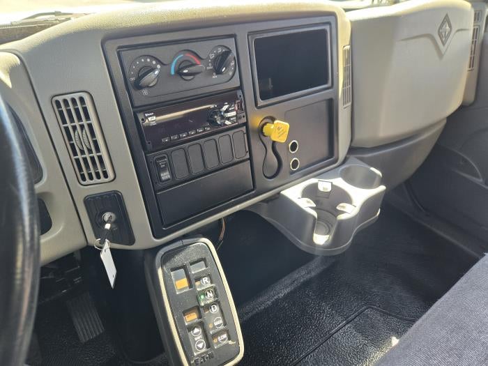 2019 International 4300 Base