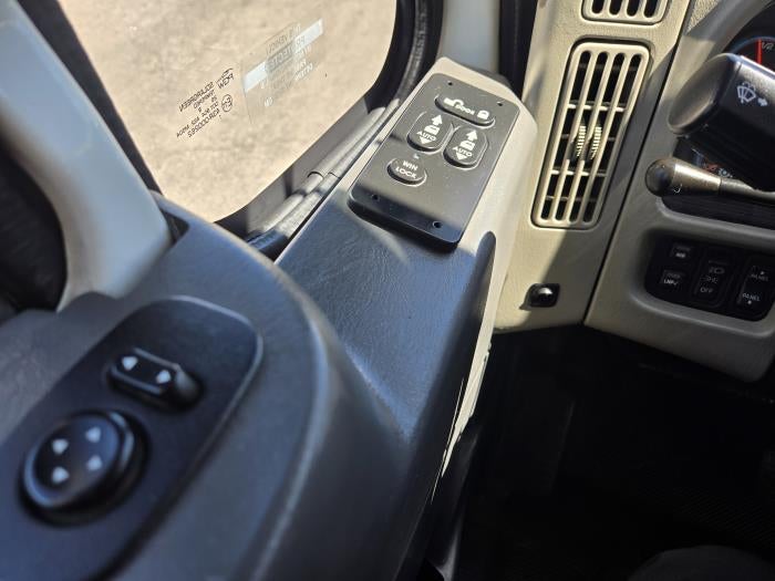 2019 International 4300 Base