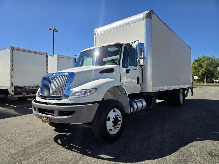 2019 International 4300 Base