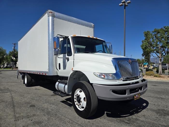 2019 International 4300 Base