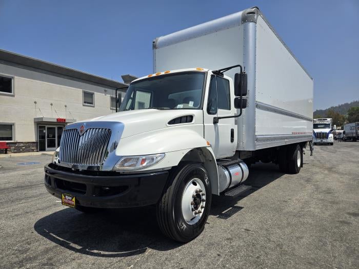 2019 International 4300 Base