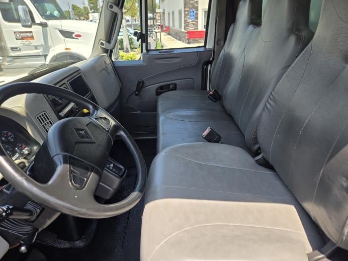 2019 International 4300 Base