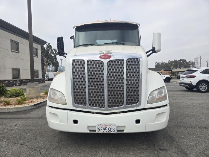2019 Peterbilt 579 Base