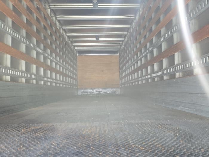 2019 Peterbilt 337 Base