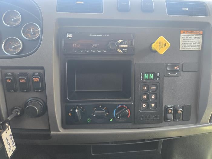 2019 Peterbilt 337 Base