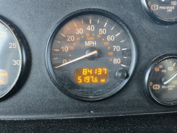 2020 Peterbilt 337 Base