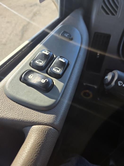 2020 Peterbilt 337 Base