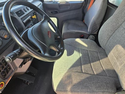 2020 Peterbilt 337 Base