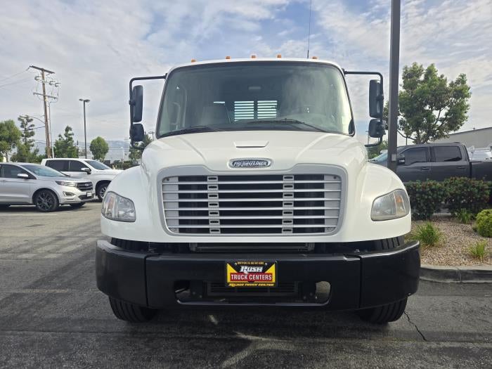 2018 Freightliner Business Class M2 106 Base