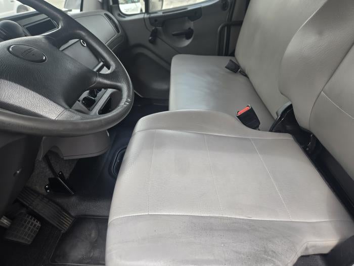 2023 Freightliner Business Class M2 106 Base