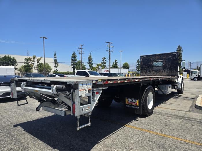 2020 Freightliner Business Class M2 106 Base