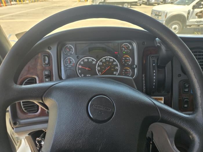 2020 Freightliner Business Class M2 106 Base