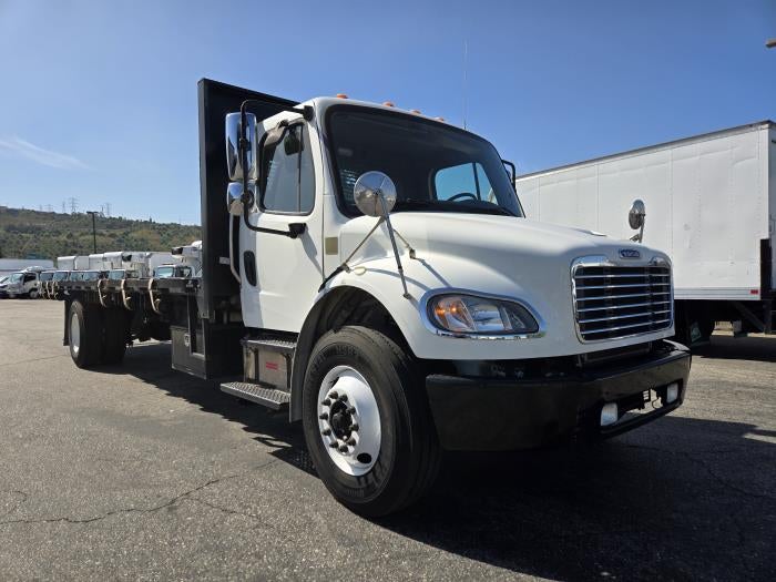 2019 Freightliner Business Class M2 106 Base