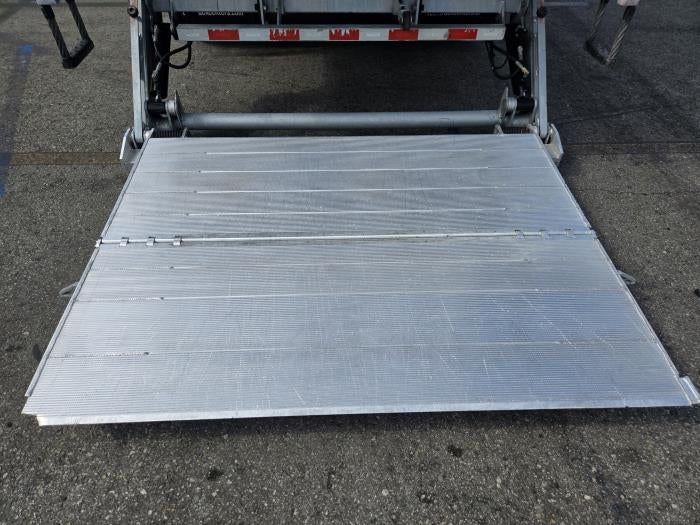2019 Freightliner Business Class M2 106 Base