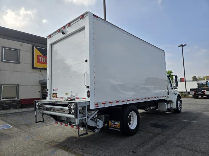 2019 Freightliner Business Class M2 106 Base