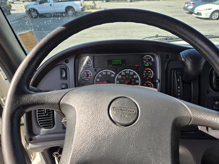 2022 Freightliner Business Class M2 106 Base