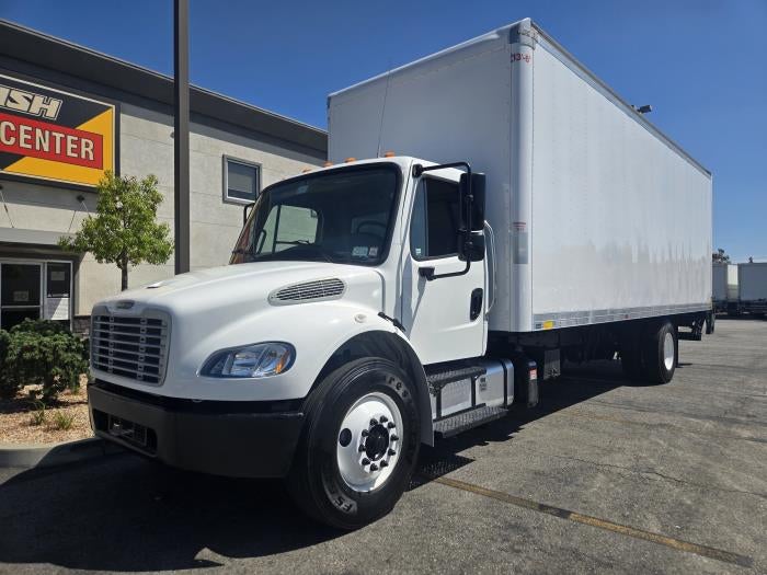 2022 Freightliner Business Class M2 106 Base