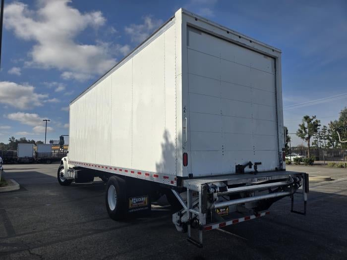 2020 Freightliner Business Class M2 106 Base