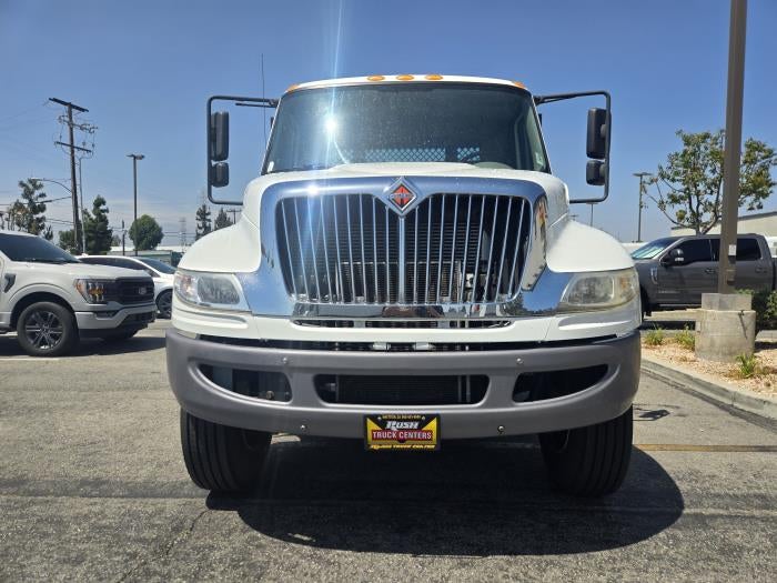 2019 International 4300 Base