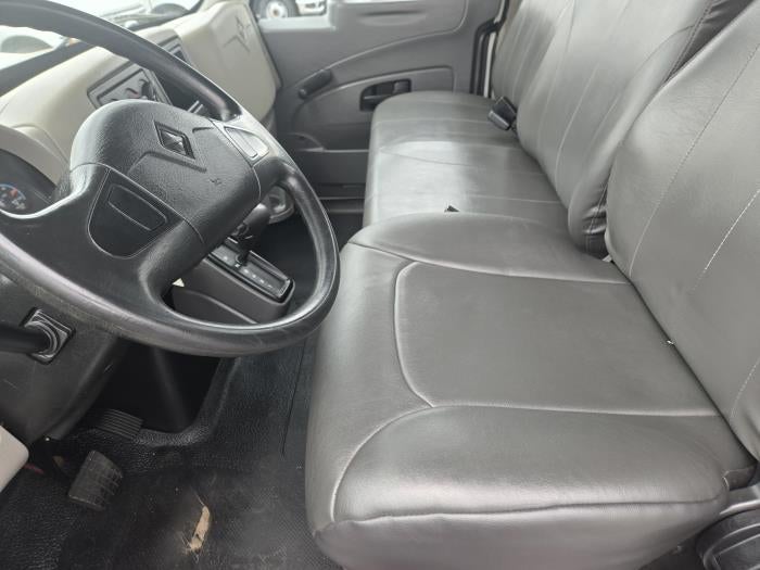 2019 International 4300 Base