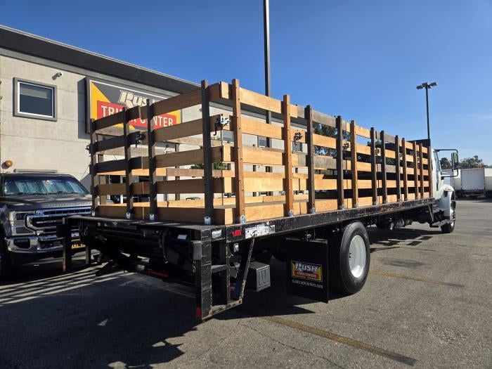 2019 International 4300 Base