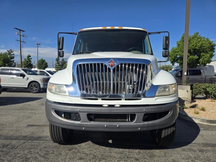 2019 International 4300 Base