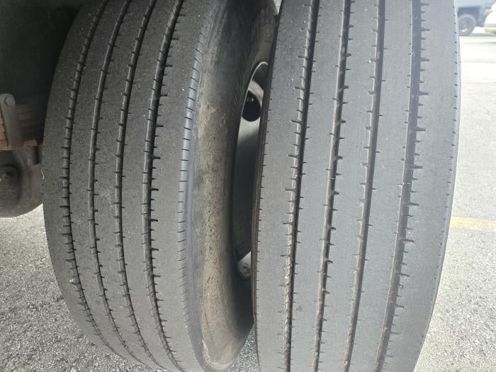 2019 International 4300 Base