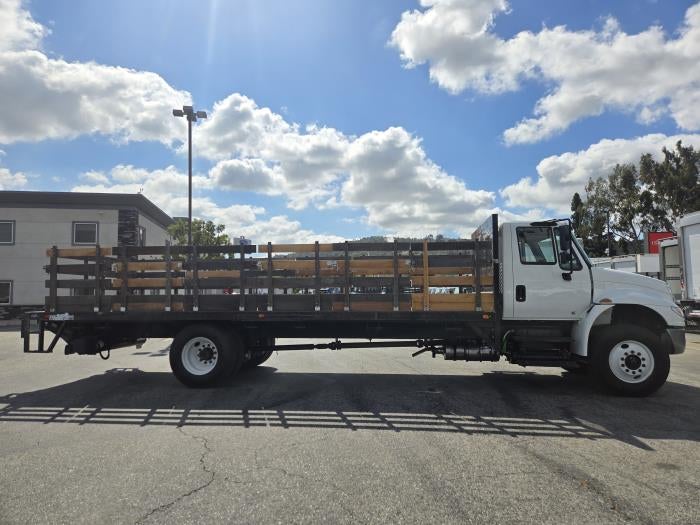 2019 International 4300 Base