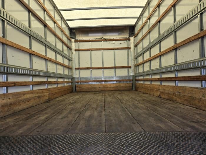 2020 Isuzu NPR-HD Base