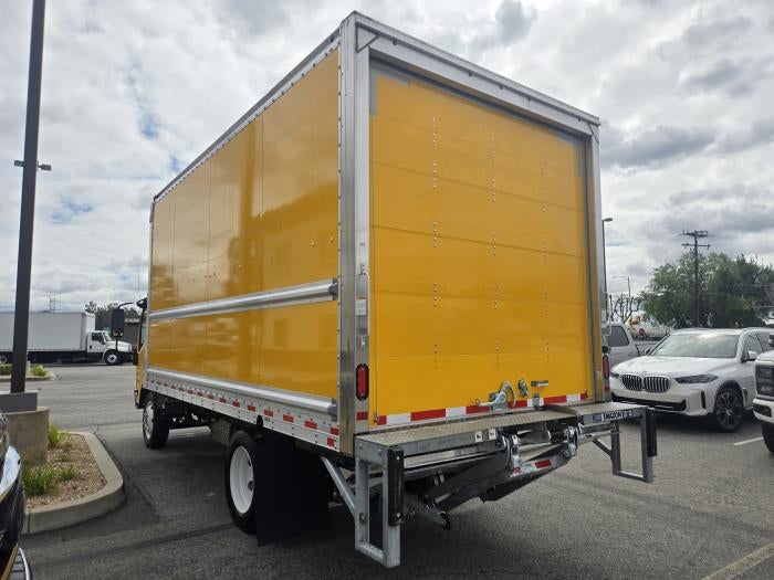 2021 Isuzu NPR-HD Base
