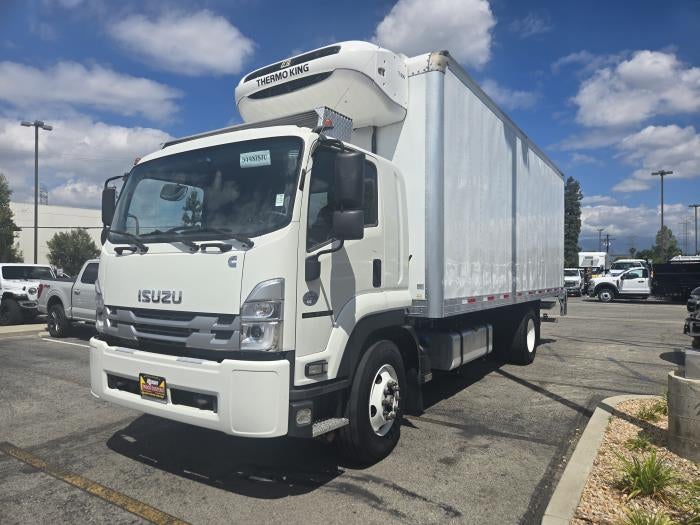 2023 Isuzu FTR Base
