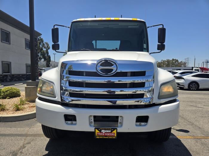 2018 Hino 268A Base