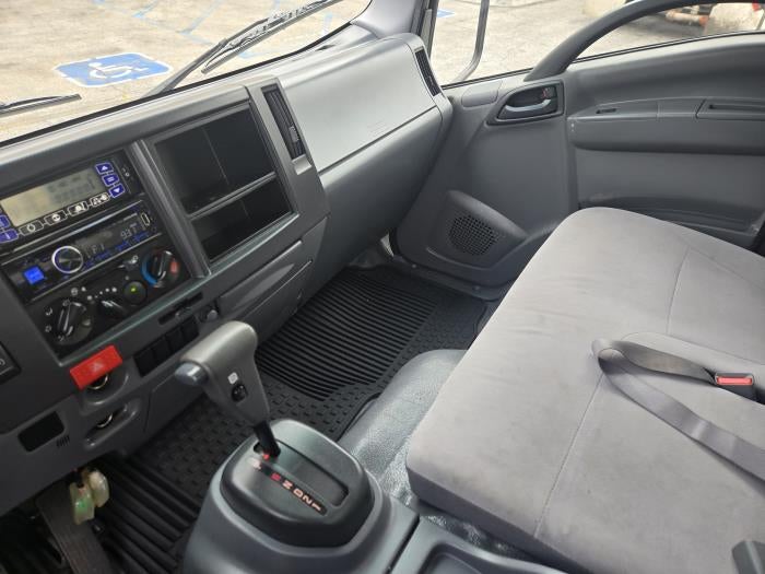 2018 Isuzu NPR-HD Base