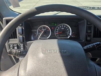 2022 Isuzu NPR Base