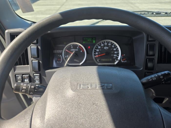 2022 Isuzu NPR Base
